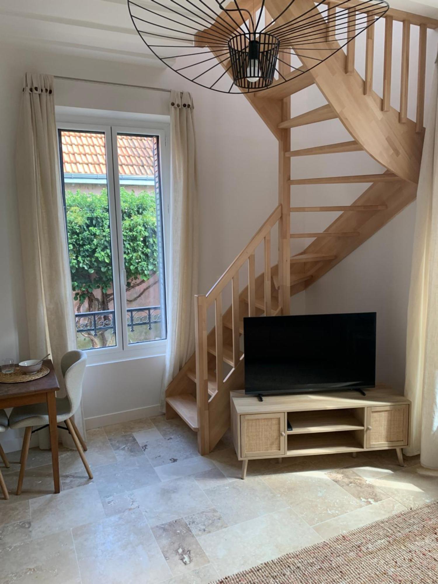 Le Carre Courtois Apartment Luisant Exterior photo