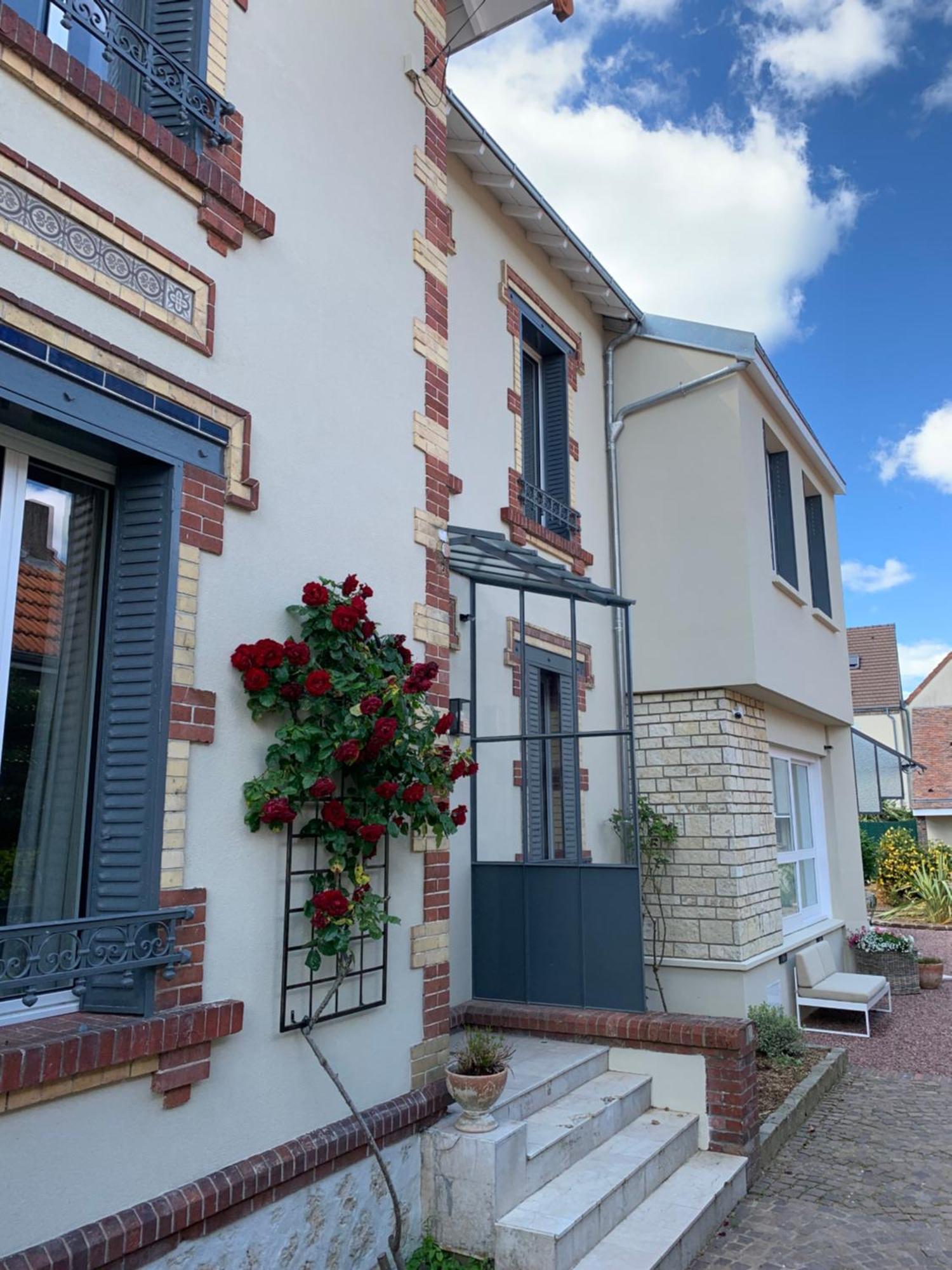 Le Carre Courtois Apartment Luisant Exterior photo